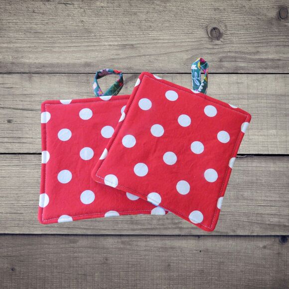 Potholders, Set of 2, Reversible Mushrooms and Red and White Polka Dot Hot Pads - Picture 5 of 6